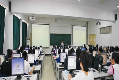 南充郵電工業學校 計算機應用專業（中專+大專）——軟硬件技能雙修，開啟信息技術未來